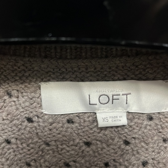 Loft- brown crewneck sweater with 3/4 length sleeves - Picture 8 of 12